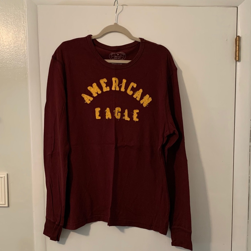 American Eagle Long Sleeve T-shirt